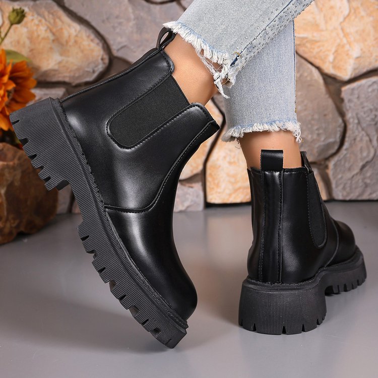 รองเท้าบูทสั้นผู้หญิงแบบหนาคลา - Street Fashion Winter 2025 บทวิจารณ์และราคา