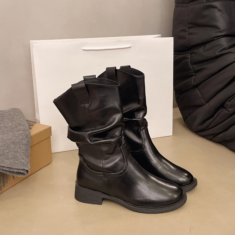 รองเท้าบูทข้อเท้าส้นเตี้ยทรงหล - Street Fashion Winter 2025 บทวิจารณ์และราคา